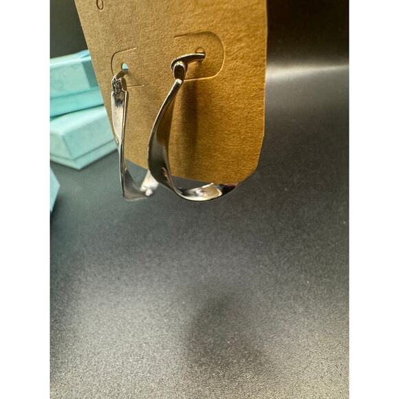 NWT Silver Earrings - Picture 4 of 5